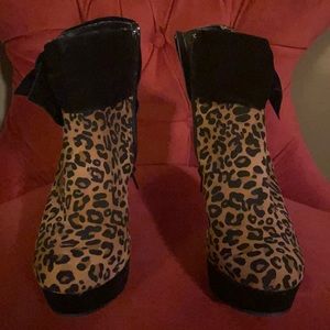 Platform heels in good condition